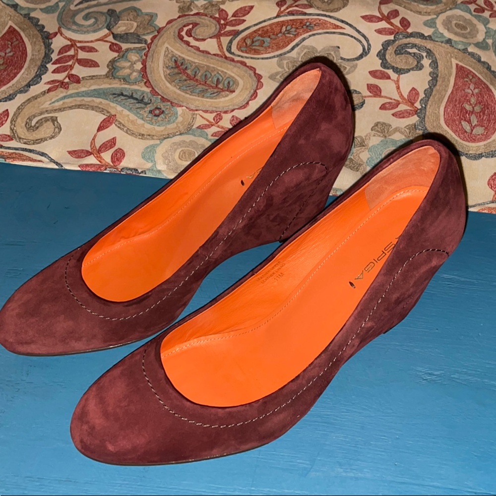 Via Spiga Burgandy Suede Leather Flats Size 11